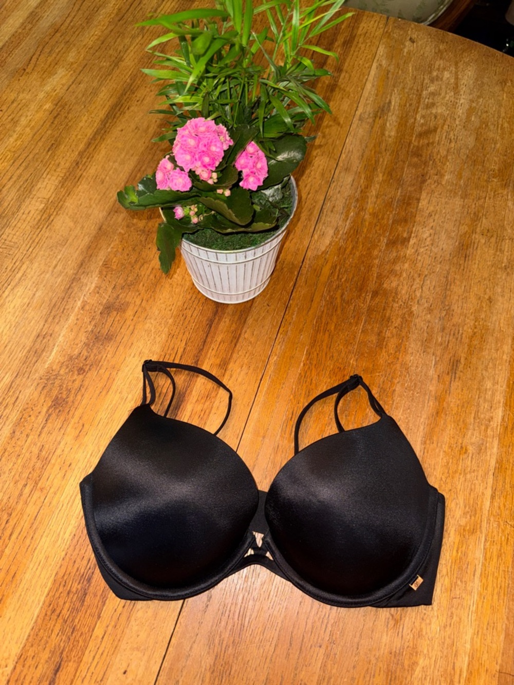 Victoria's Secret Black Smooth T-Shirt Bra